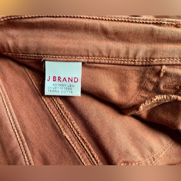 J Brand 811 Mid Rise Jeans - Picture 7 of 8